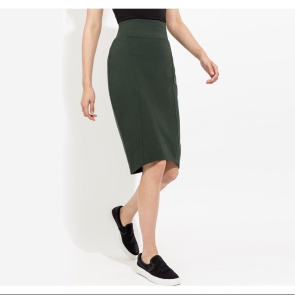 NWT Kit and Ace Abington Skirt in Forest Green